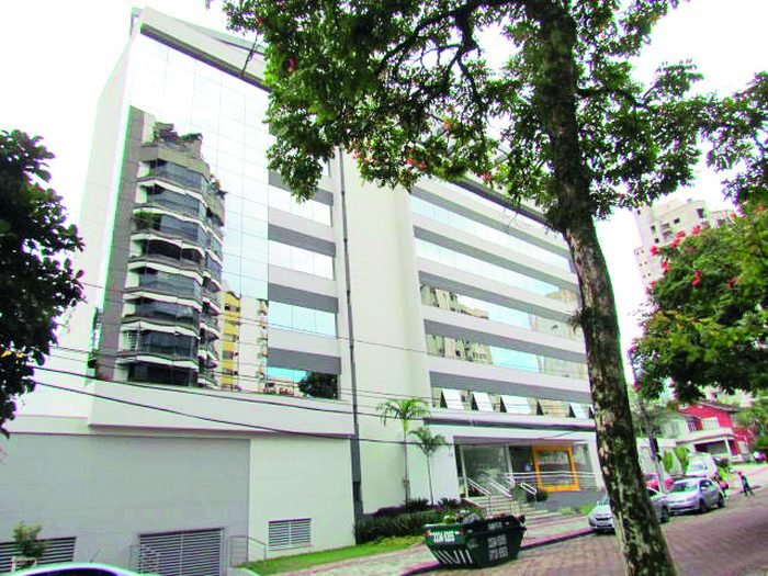 Edifício residencial avaliado em área urbana